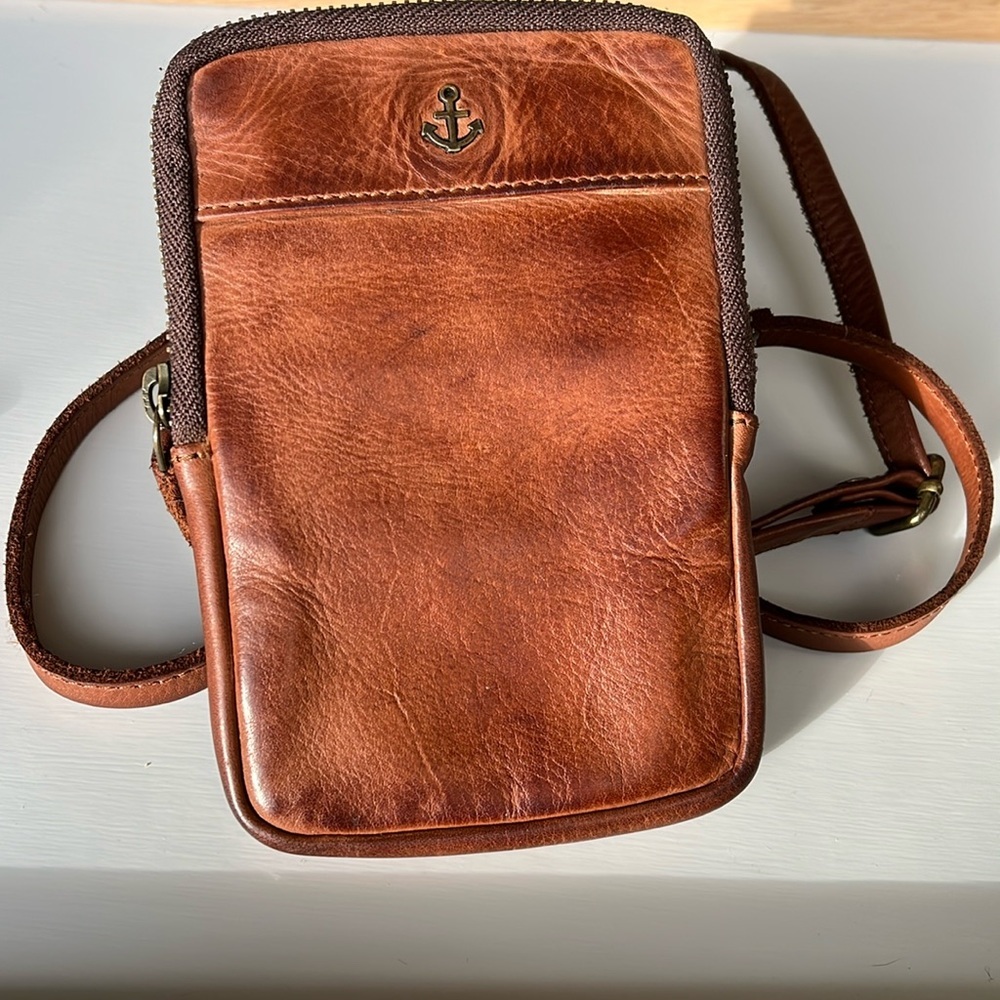 Classic Brown Leather Crossbody Bag with Anchor Accent